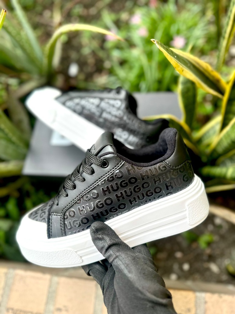 Hugo Boss Plataforma Negro Letra P-D