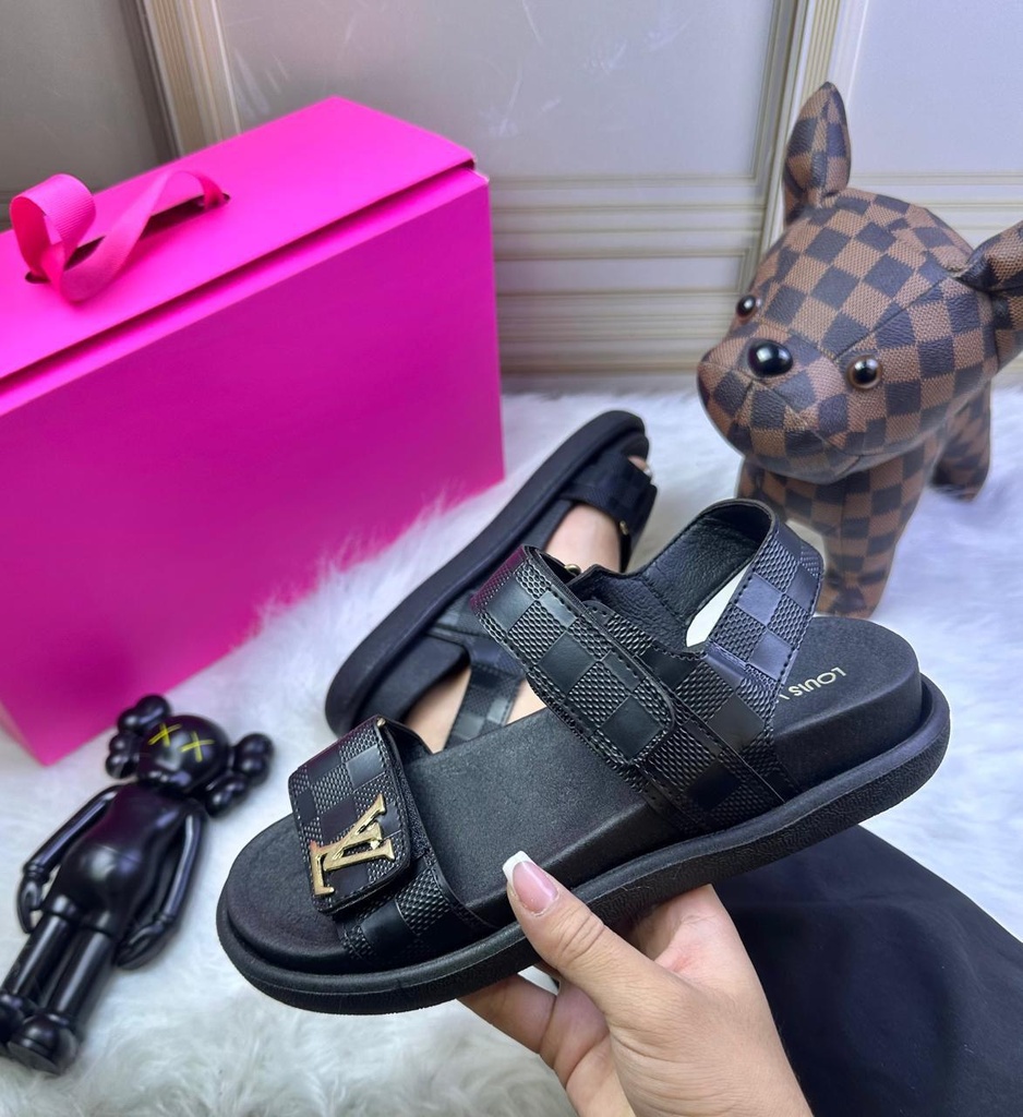 Sandalia Louis Vuitton Negro Cuadro