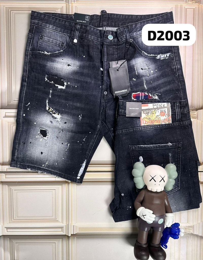 Short Dsq D2003