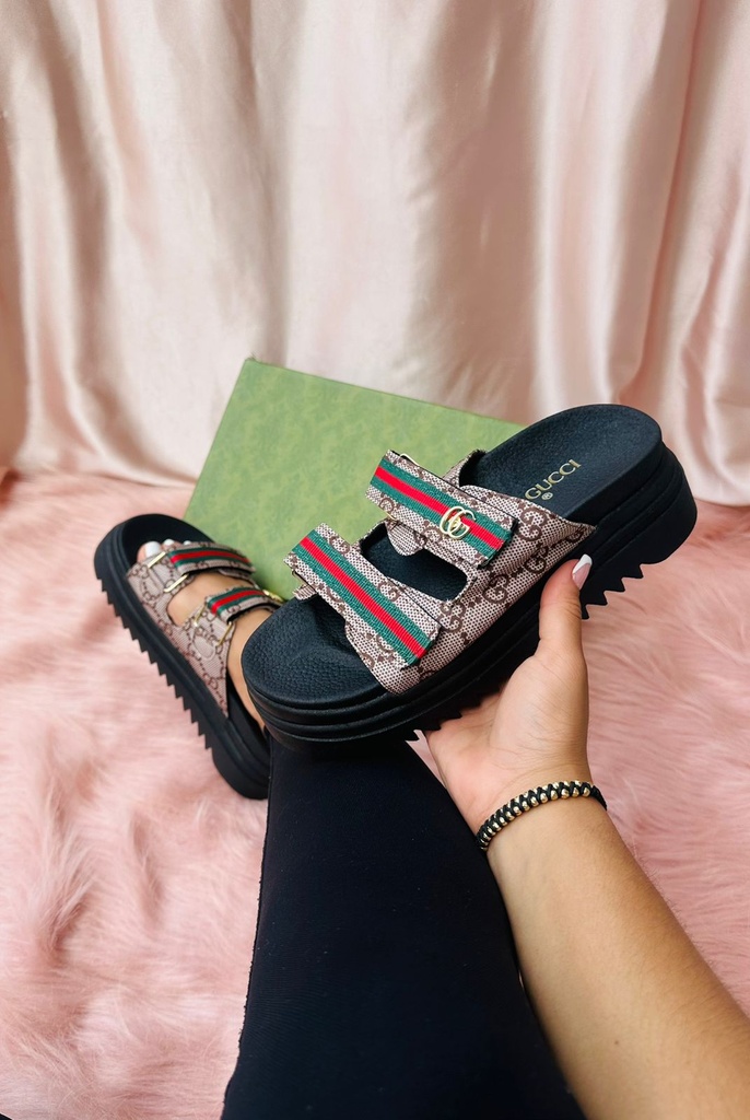Sandalia Gucci Correa Colores Negro