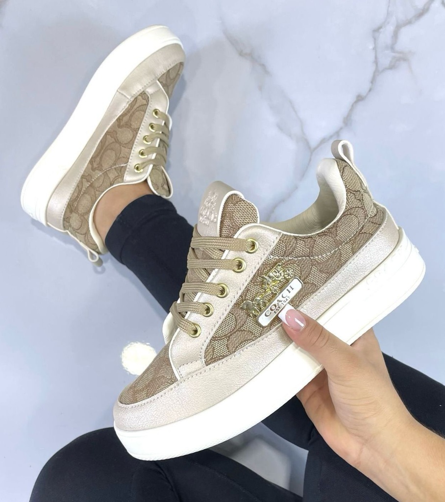 Coach Cuero Beige Logo CH54