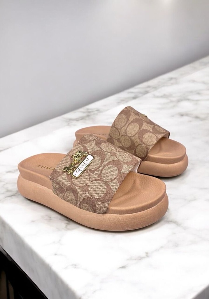 Coach Sandalia Cafe Claro