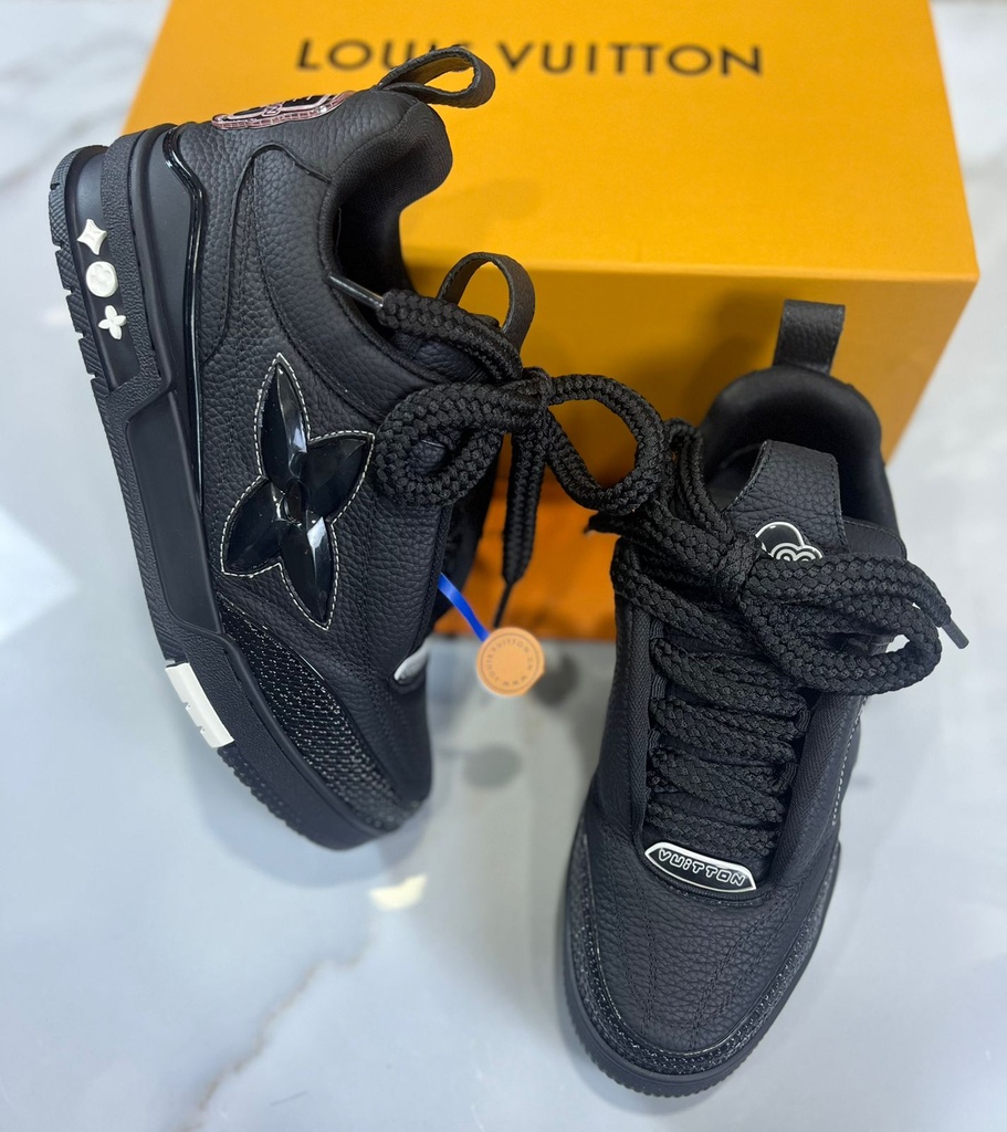 Louis Vuitton Skate Flor Negro 1.1