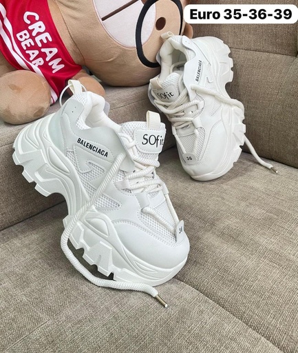 Balenciaga tractor