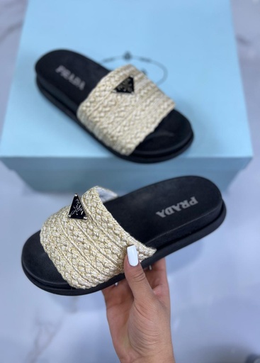 Sandalia Prada Tejida Beige   