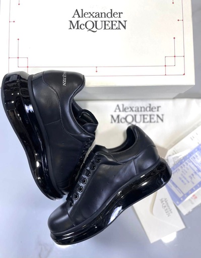 Alexander Mcqueen Negro Camara