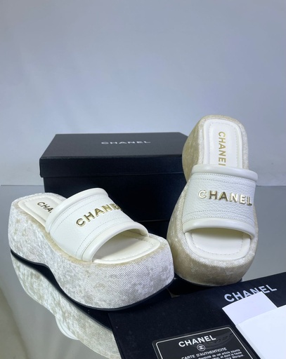 Sandalia Chanel Plataforma Blanco
