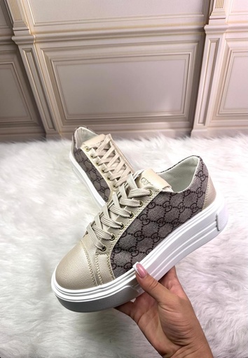 Gucci Plataforma Cafe Punta Beige