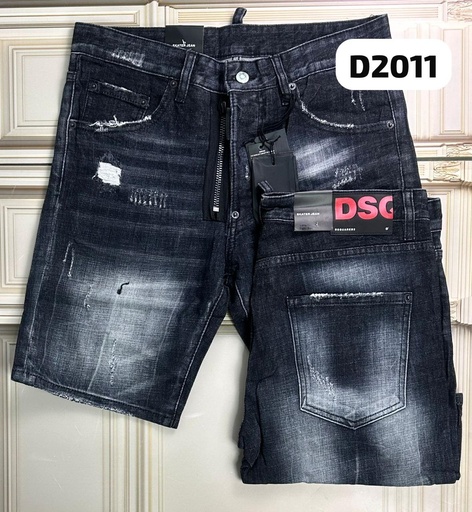 Short Dsq D2011