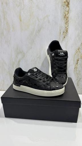 Coach Cuero Talon Negro Charol