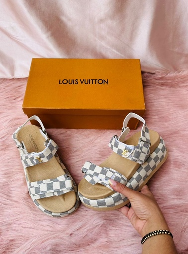 Sandalia Louis Vuitton Beige Forrada 2