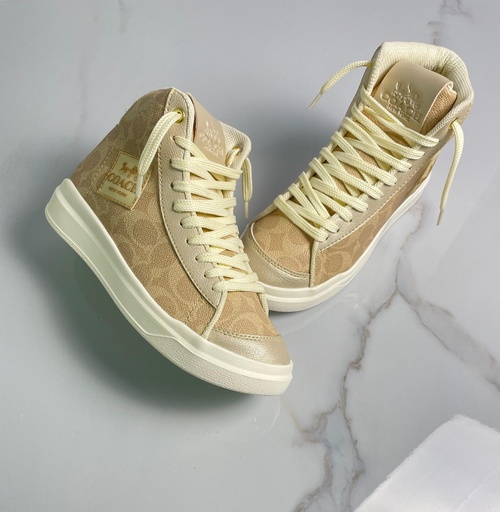 Coach Bota Dorado Cuero